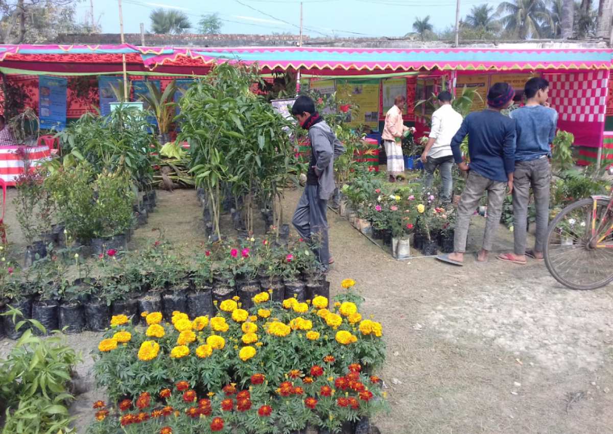 টাঙ্গাইলের ঘারিন্দায় অনুষ্ঠিত হয় তিন দিনব্যাপী বন্ধু মেলা 